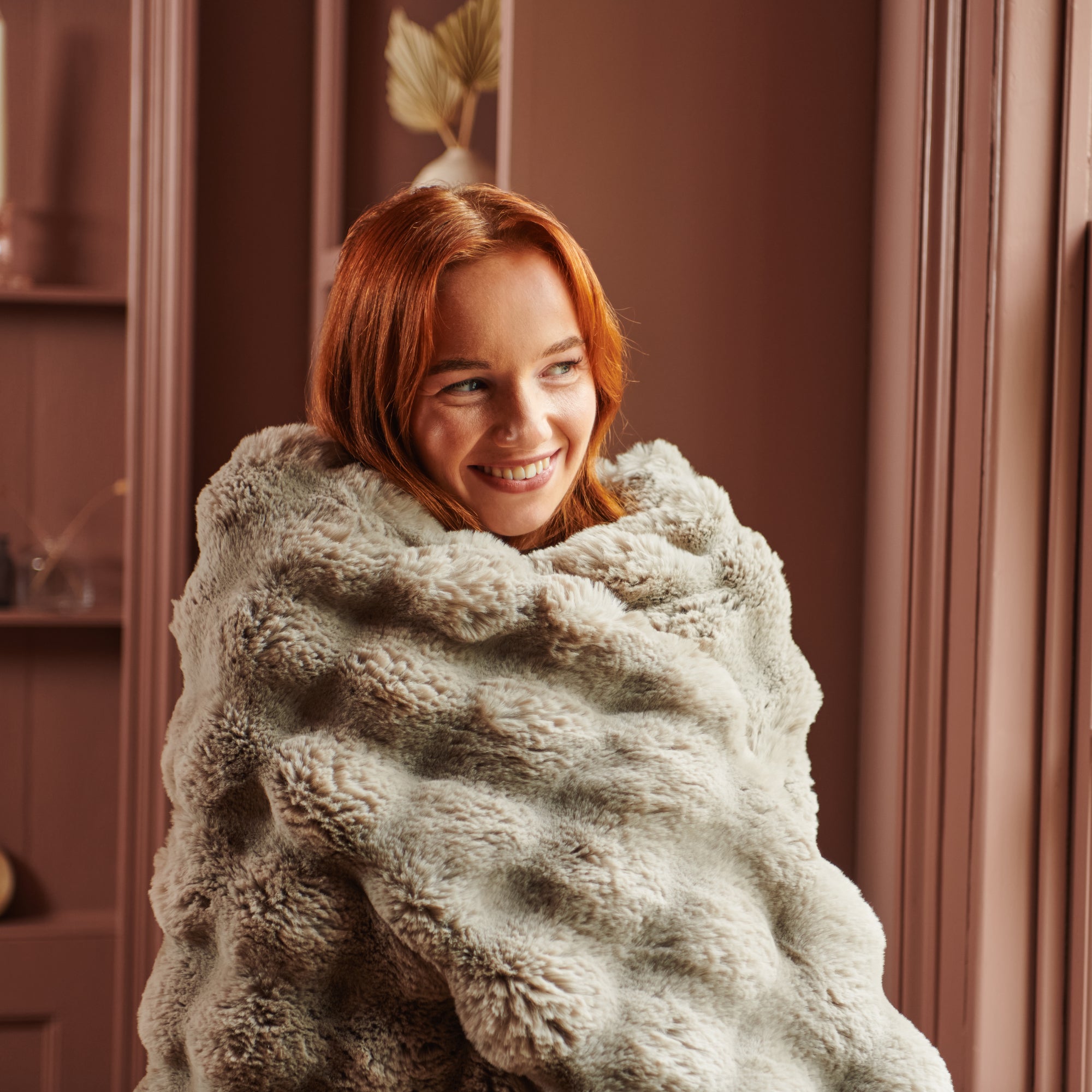 Fluffy Blanket Oversized Fur Blanket Hygge Days Luxury Faux Fur