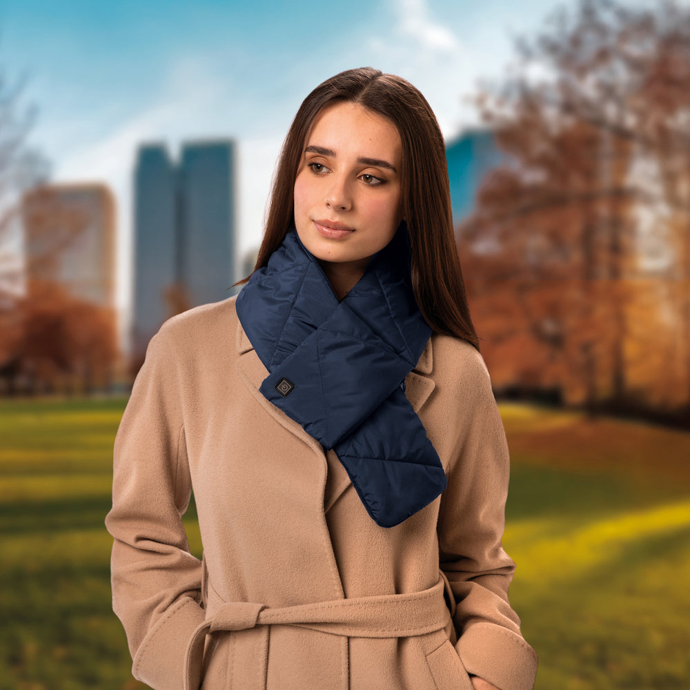 Cordless Heat on the Go Puffer Scarf Blue