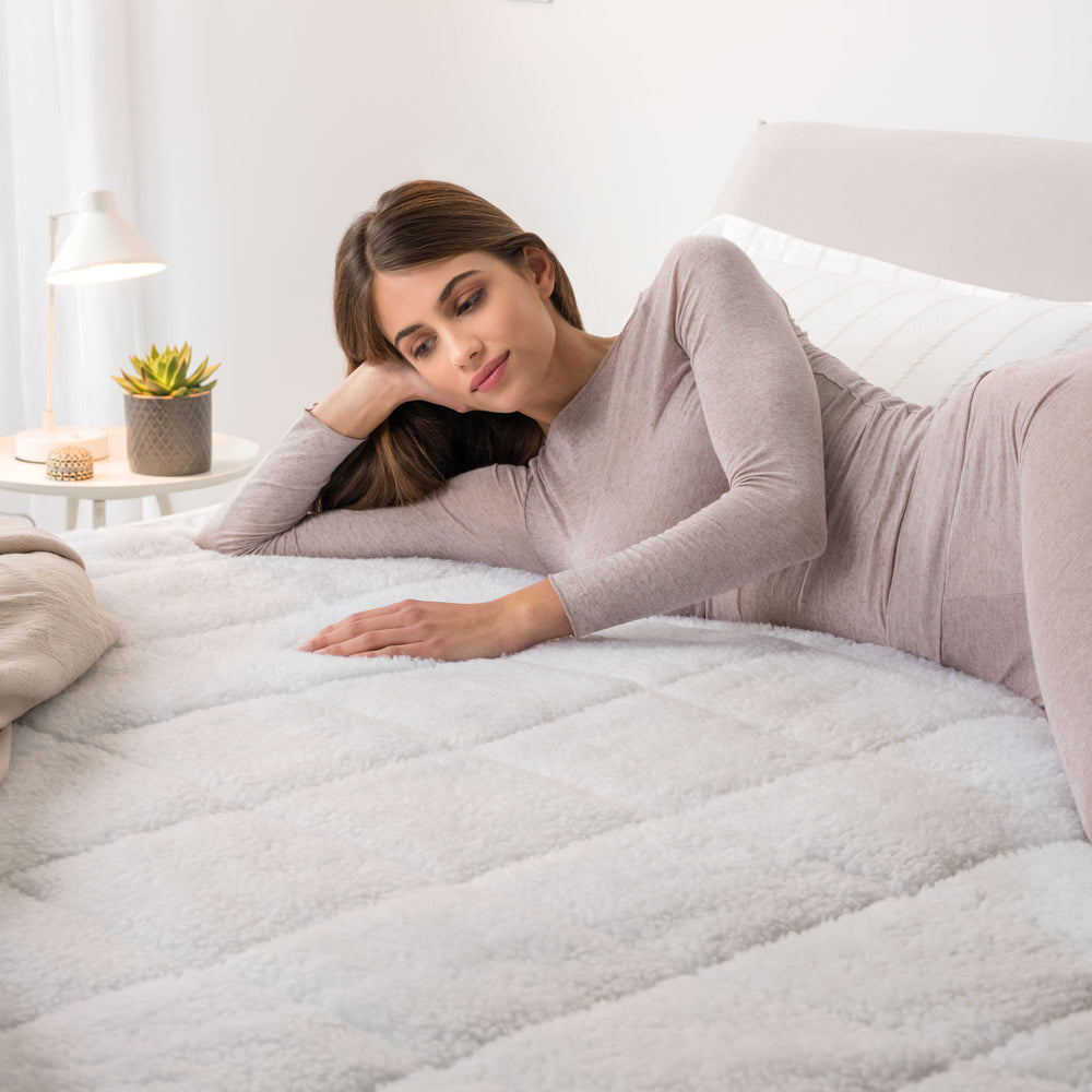 Hunker Down Scandi Sherpa Underblanket - King with Dual Controllers