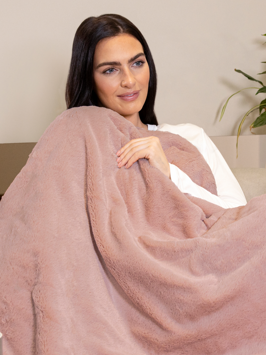 Cosy Up Silky Soft Faux Fur Warming Throw