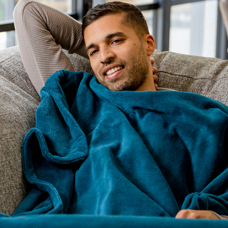 Dreamland Relaxwell Luxury Heated Throw Teal Blue DreamlandUK