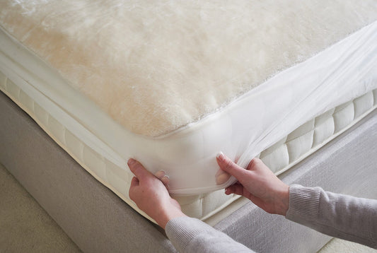 Intelliheat Faux Fur Mattress Protector King – DreamlandUK